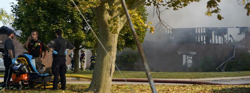 Das Gebäude der Mormonen-Kirche in Grand Blanc, Michigan, wurde durch das vom Schützen gelegte Feuer weitgehend zerstört.  - Foto: Lukas Katilius/The Flint Journal/AP/dpa