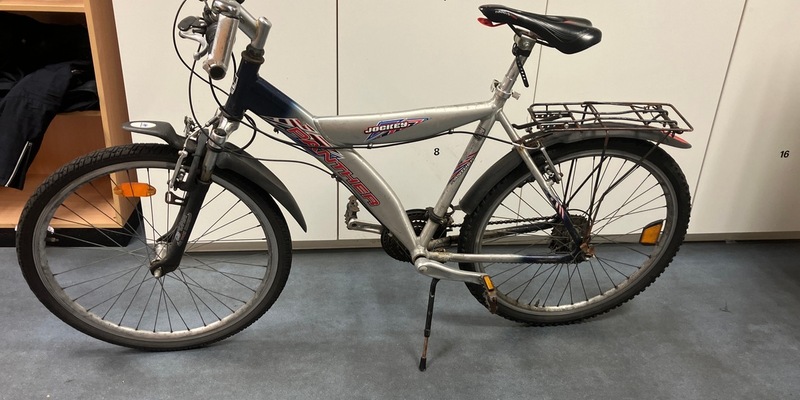 POL-STD: Buxtehude: Wem gehört das Fahrrad? (Foto) - Foto: presseportal.de
