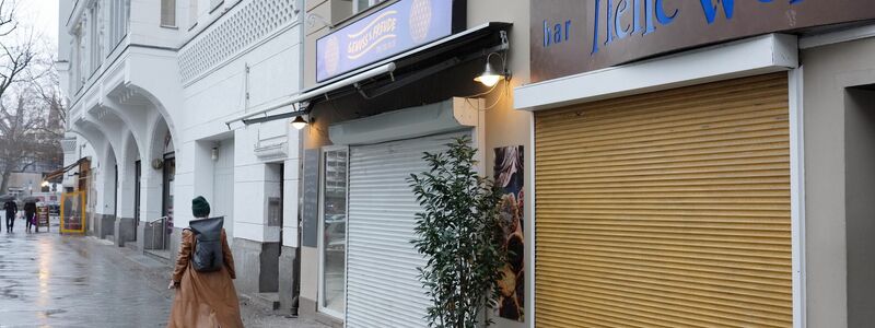 Eines der bekanntesten schwulen Ausgehviertel der Welt: die Motzstraße in Berlin-Schöneberg. (Archivbild) - Foto: Soeren Stache/dpa-Zentralbild/dpa