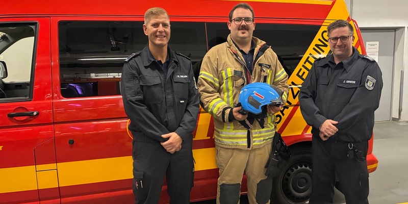 FW Tönisvorst: Weiterbildung zur Führungskraft - René Peschken ist neuer Gruppenführer bei der Feuerwehr Tönisvorst - Foto: presseportal.de