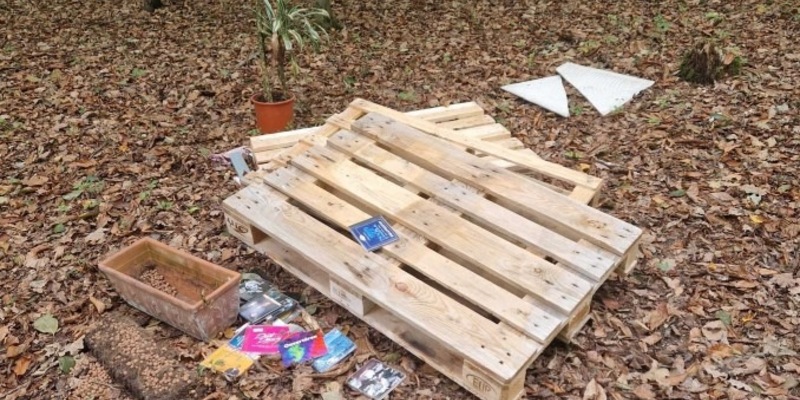 POL-OS: Bad Rothenfelde: Illegale Müllentsorgung im Waldgebiet - Polizei bittet um Hinweise (Foto) - Foto: presseportal.de