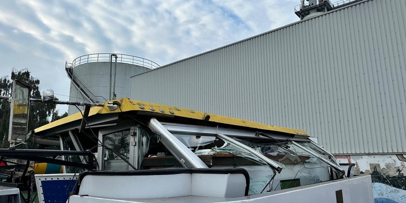 POL-DU: Gütermotorschiff rammt Brücke - Schiffsführer leicht verletzt - Foto: presseportal.de