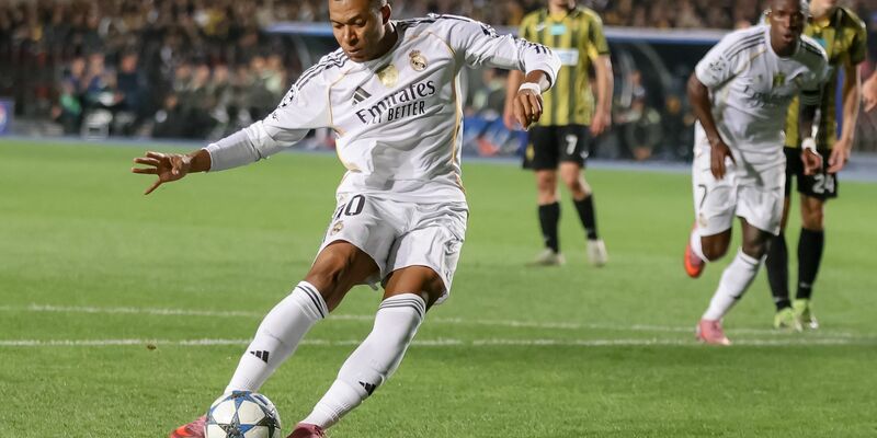 Kylian Mbappe trifft für Real Madrid nach Belieben. - Foto: Alikhan Sariyev/AP/dpa