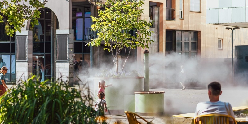 Der Sommer 2025 hat neue Hitzerekorde gebracht und damit Kommunen in ganz Deutschland unter Handlungsdruck gesetzt / Der Stadtmöbelhersteller Runge hat eine vielbeachtete Lösung getestet - Foto: presseportal.de