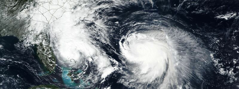 Die Hurrikane «Humberto» und «Imelda» wirbeln durch den Nordatlantik. - Foto: Uncredited/NASA Worldview/AP/dpa