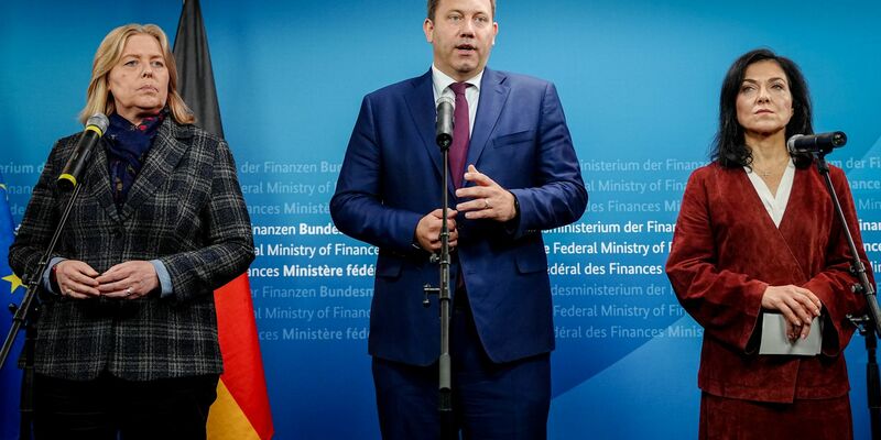 Industrie leidet unter hohen Strompreisen - Foto: Kay Nietfeld/dpa