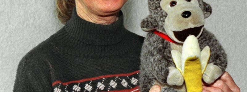 Jane Goodall brachte oft einen Affen mit. (Archivbild) - Foto: Volker Dornberger/dpa