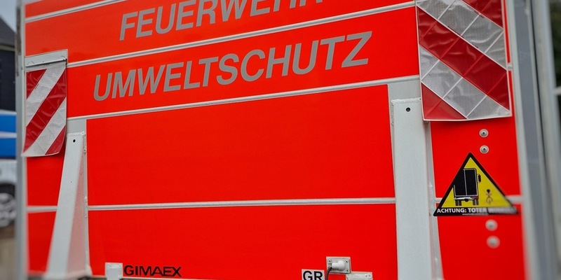 FW Witten: Feuerwehreinsatz in Witten: Weißes Pulver an der Polizeiwache abgegeben worden. - Foto: presseportal.de