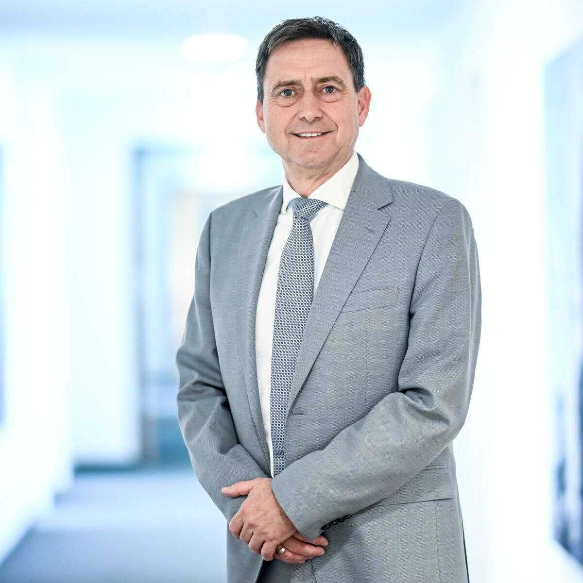 GKV-Chef Oliver Blatt wirbt für eine effizientere und schnellere Terminvergabe. (Archivbild) - Foto: Britta Pedersen/dpa