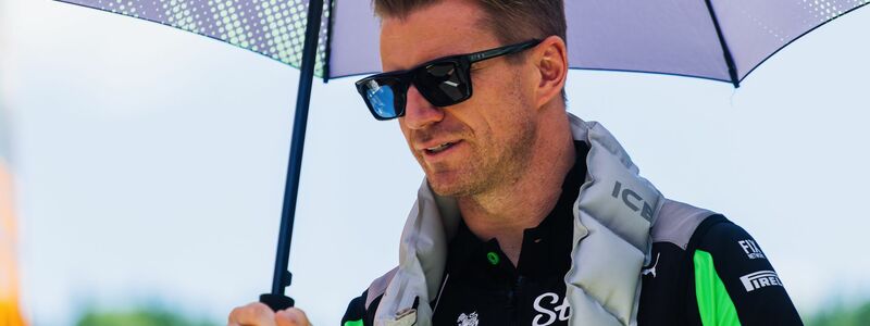 Die Formel-1-Piloten um Nico Hülkenberg suchen im schwülheißen Singapur nach Abkühlung. - Foto: Philipp von Ditfurth/dpa