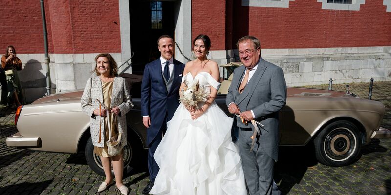 Stolzes Paar: Joe und Andrea Laschet haben geheiratet - Foto: Henning Kaiser/dpa