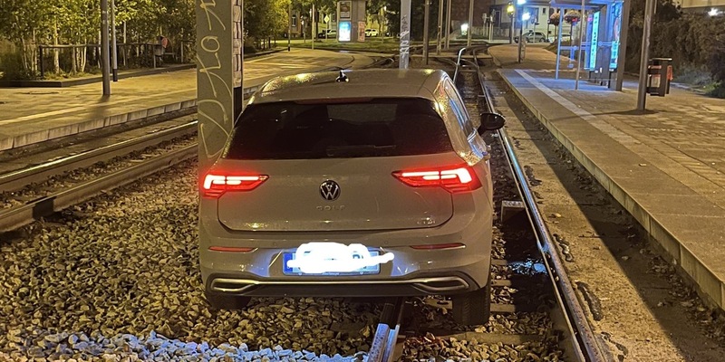 LPI-EF: Betrunken Gleisbett mit Straße verwechselt - Foto: presseportal.de