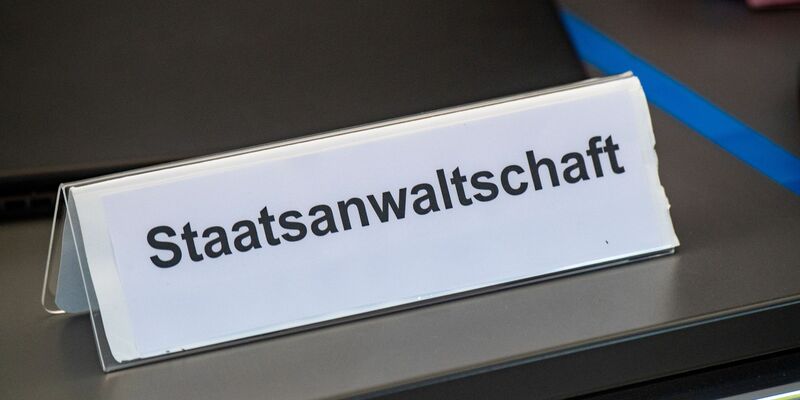 Knapp 5,5 Millionen neue Ermittlungsverfahren in Strafsachen gingen vergangenes Jahr bei den Staatsanwaltschaften ein. (Symbolbild) - Foto: Stefan Sauer/dpa