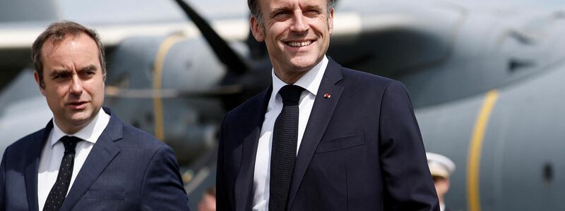 Macron will, dass der zurückgetretene Premier einen Ausweg aus der politischen Krise findet (Archivbild). - Foto: Benoit Tessier/Reuters Pool/AP/dpa
