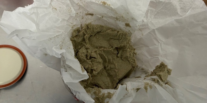 HZA-K: Kölner ZOLL findet am Tag der Deutschen Einheit Drogen für rund 2,1 Millionen Euro in Paketen/Mehr als 83 Kilo Marihuana, fast zehn Kilo Haschisch und knapp zwei Kilo Cannabis-Paste sichergestellt - Foto: presseportal.de