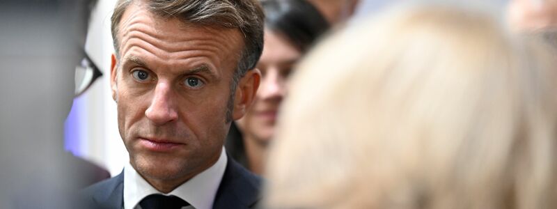 Frankreichs Präsident Macron sieht sich Rücktrittsforderungen ausgesetzt (Archivbild). - Foto: Jean-Christophe Verhaegen/POOL AFP/dpa