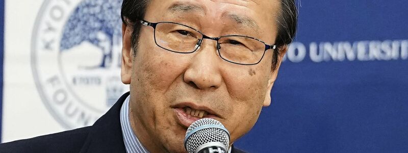 Susumu Kitagawa spricht während einer Pressekonferenz an der Universität in Kyoto - nachdem er für den Nobelpreis für Chemie gekürt worden war. - Foto: Ren Onuma/Kyodo News/AP/dpa