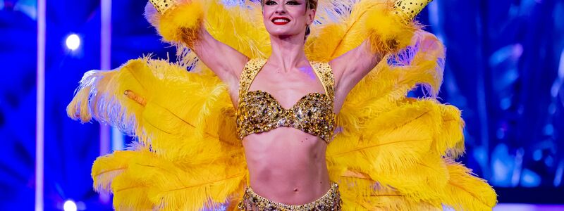 Die Kostüme stammen von US-Designer Jeremy Scott. (Archivbild) - Foto: Fabian Sommer/dpa