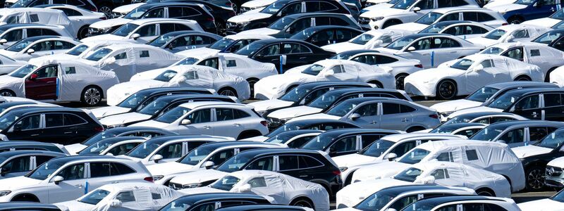 Die internationalen Geschäfte sind wichtig für die deutschen Autobauer. (Archivbild)  - Foto: Sina Schuldt/dpa