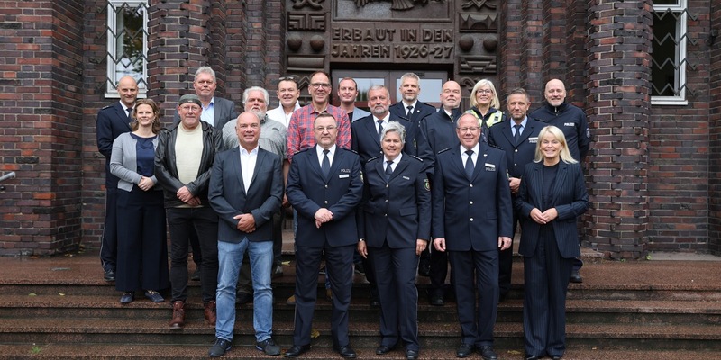 POL-RE: Kreis Recklinghausen/Bottrop: 40-jährige Dienstzeitehrungen durch Polizeipräsidentin Friederike Zurhausen - Foto: presseportal.de