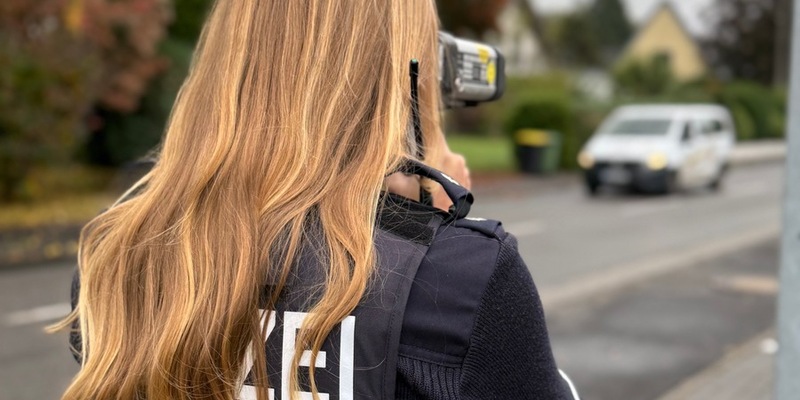 POL-SU: Sicherheitstag in Eitorf - Polizei und Ordnungspartner zeigen starke Präsenz - Foto: presseportal.de