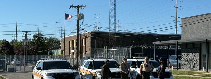 Laut US-Medien waren Nationalgardisten schon im Einsatz. - Foto: Anna Ringle/dpa
