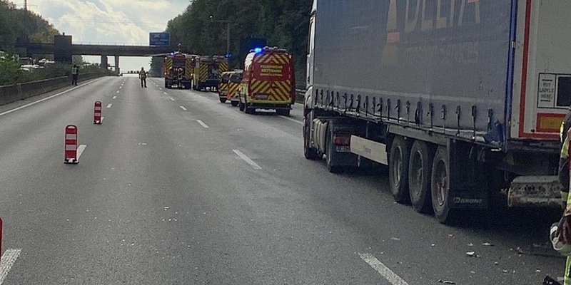FW Mettmann: Schwerer Verkehrsunfall auf der Autobahn 3 - Foto: presseportal.de