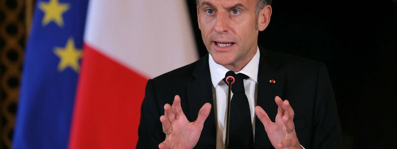 Macron berät mit den Parteispitzen über einen Ausweg aus der Regierungskrise (Archivbild). - Foto: POOL/Pool AFP/AP/dpa
