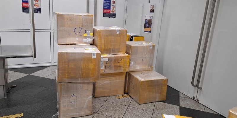 HZA-M: Rekordmenge an Zigaretten entdeckt 600.000 Stück Zigaretten wollte ein Ehepaar am Zoll vorbei schmuggeln - Foto: presseportal.de