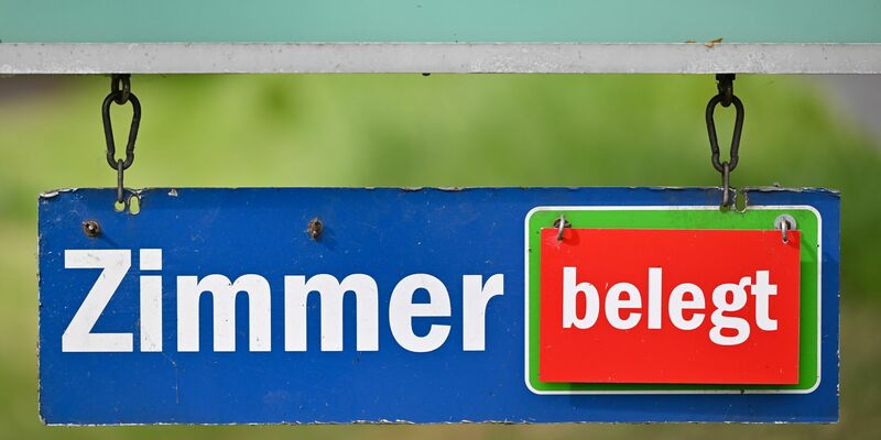 Der Sommermonat August hat Hotels und Pensionen gute Geschäfte beschert. (Symbolbild) - Foto: Patrick Pleul/dpa