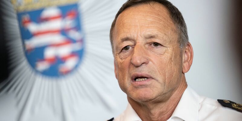 Gegen Frankfurter Beamte wird ermittelt (Archivbild) - Foto: Boris Roessler/dpa