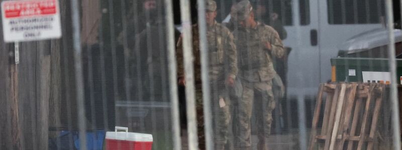 Laut US-Medien waren Nationalgardisten schon im Einsatz. - Foto: Talia Sprague/AP/dpa