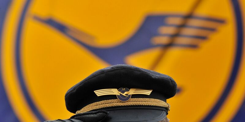 Piloten und Lufthansa sprechen wieder miteinander.  - Foto: picture alliance / Boris Roessler/dpa