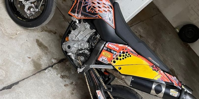 POL-H: Zeugenaufruf: Täter stehlen zwei Motocross-Motorräder in Hannover-Bemerode - Polizei bittet um Hinweise - Foto: presseportal.de