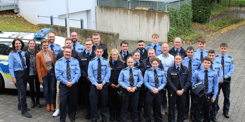 POL-PDMT: Verstärkung für die Polizeidirektion Montabaur: 15 neue Kräfte im Einsatz - Foto: presseportal.de