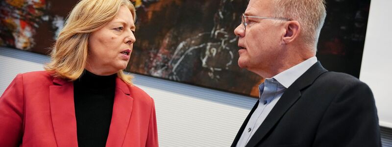 SPD-Arbeitsministerin Bärbel Bas hat das umstrittene Rentengesetz vorgelegt. (Archivfoto) - Foto: Kay Nietfeld/dpa