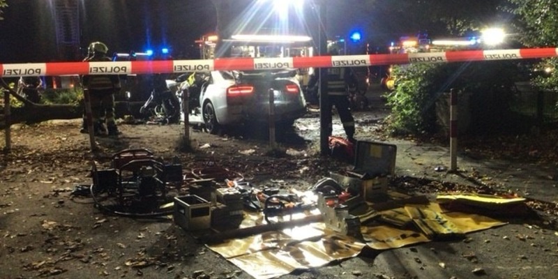 FW-GE: Verkehrsunfall Florastraße Ecke Hüller Straße - Foto: presseportal.de