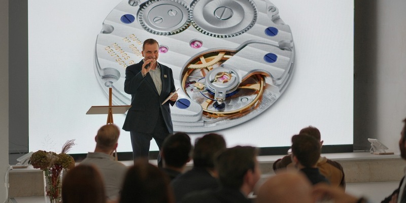 Branchentreff 2025: NOMOS Glashütte gibt Impulse für die Zukunft der Uhrenindustrie - Foto: presseportal.de