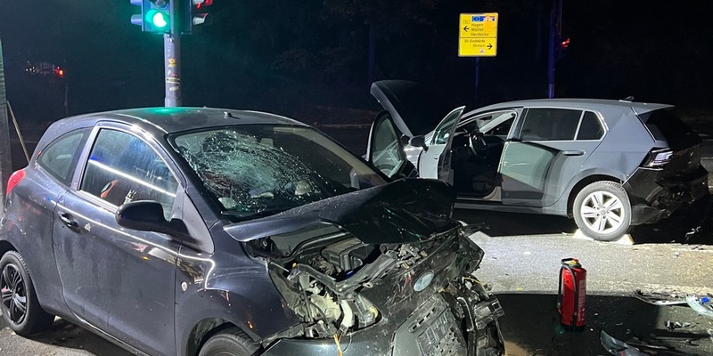 FW-EN: 4 Einsätze für die Feuerwehr Herdecke am Wochenende - Verkehrsunfall und Pressesprecher überörtlich - Foto: presseportal.de