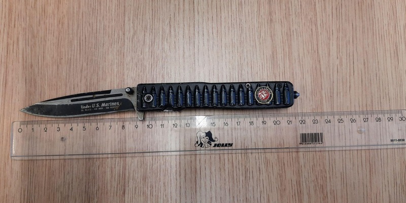 BPOL NRW: Bundespolizei vollstreckt zwei Haftbefehle und beschlagnahmt mehrere Waffen - Foto: presseportal.de