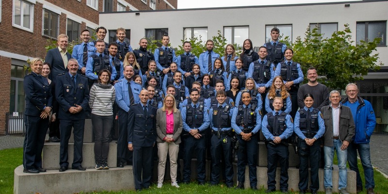 POL-PPTR: 42 neue Kolleginnen und Kollegen verstärken das Polizeipräsidium Trier ab Oktober - Foto: presseportal.de