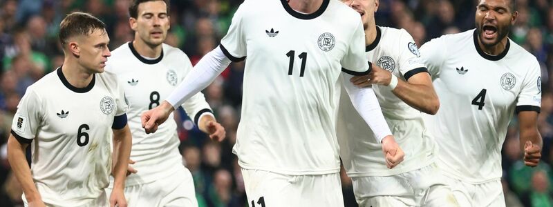 Mit der Schulter zu seinem ersten Länderspiel-Tor: Nick Woltemade. - Foto: Peter Morrison/AP/dpa
