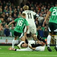 Die deutschen Nationalspieler und Bundestrainer Julian Nagelsmann haben wieder Hoffnung wegen der WM-Auslosung. (Archivbild) - Foto: Christian Charisius/dpa