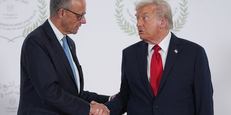 Der Kanzler und der US-Präsident haben telefoniert. (Archivbild) - Foto: Evan Vucci/AP Pool/AP/dpa