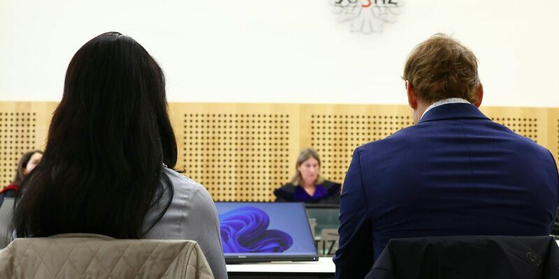 Die Verteidiger der Chirurgen bestreiten den Vorwurf. - Foto: Erwin Scheriau/APA-POOL/dpa