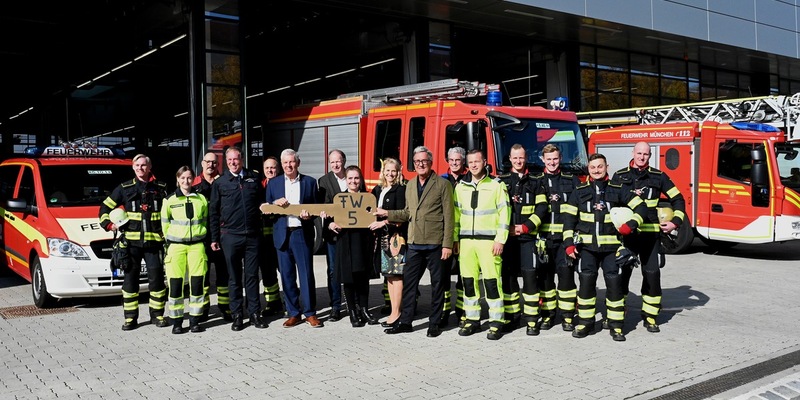 FW-M: Feierliche Einweihung der Feuerwache 5 (Ramersdorf) - Foto: presseportal.de