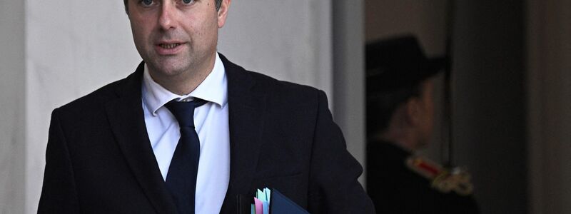 Frankreichs Pemier Lecornu setzt Rentenreform aus. - Foto: Julien De Rosa/AFP/dpa
