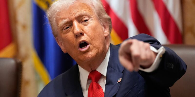 US-Präsident Donald Trump möchte den Luftraum über Venezuela schließen lassen. - Foto: Alex Brandon/AP/dpa