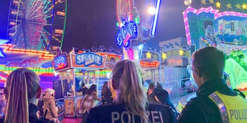 POL-BOR: Bocholt - Sicher und fröhlich durch die Bocholter Kirmes 2025 - Foto: presseportal.de