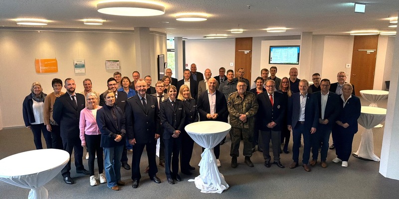 POL-MI: Behörden im Schulterschluss: Sicherheitskonferenz des Kreises Minden-Lübbecke stärkt Zusammenarbeit - Foto: presseportal.de